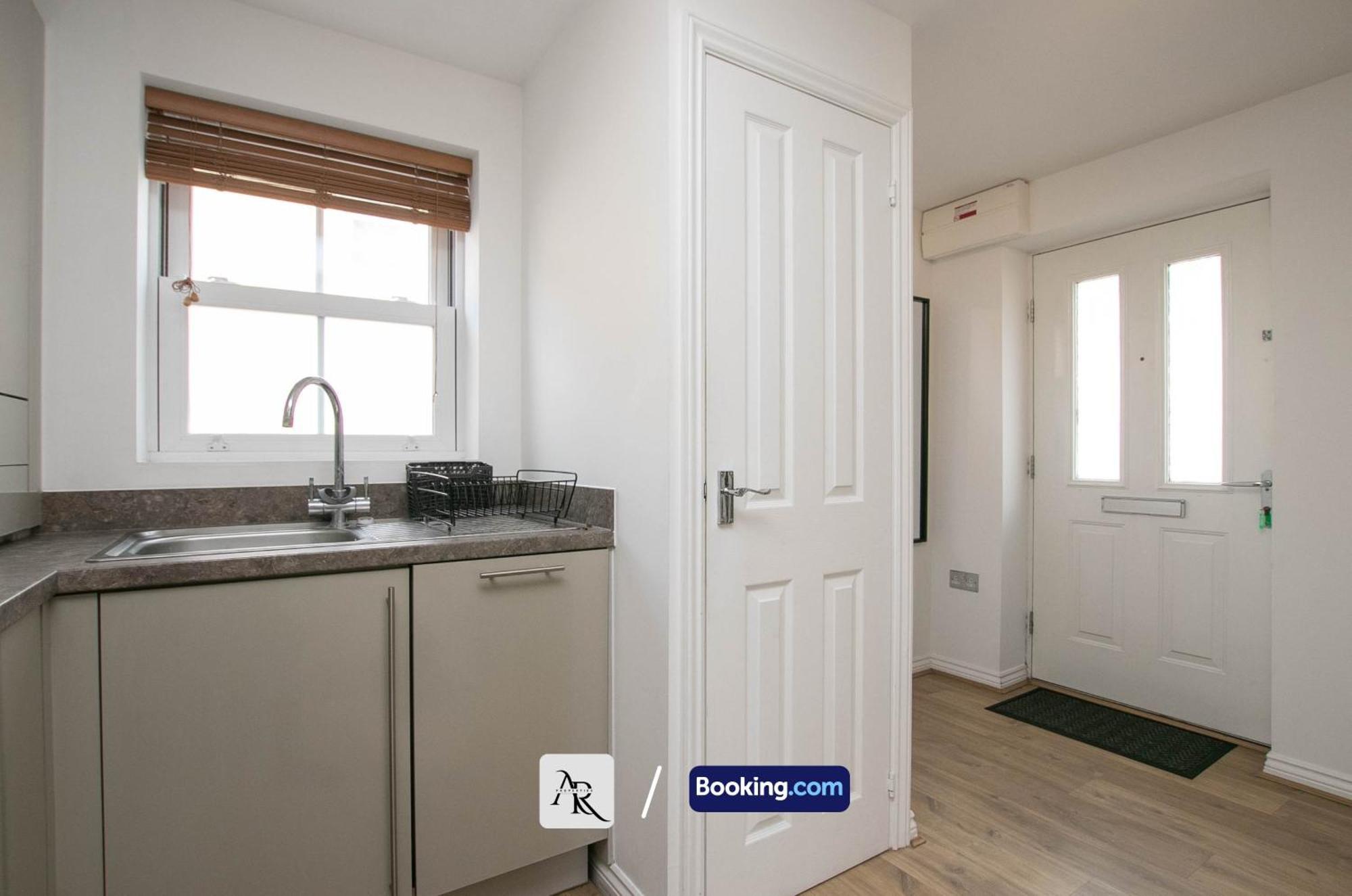 Cozy House By Ar Properties Short Lets & Serviced Accommodation Colchester Eksteriør bilde