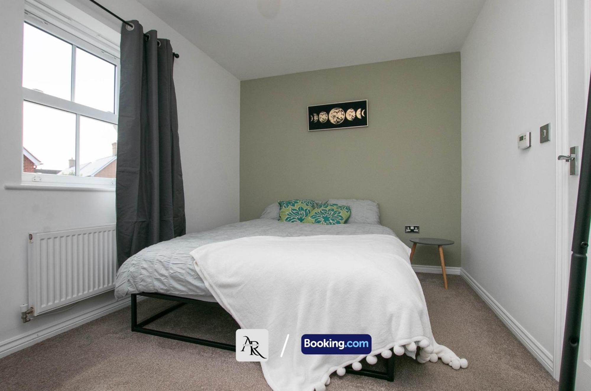 Cozy House By Ar Properties Short Lets & Serviced Accommodation Colchester Eksteriør bilde