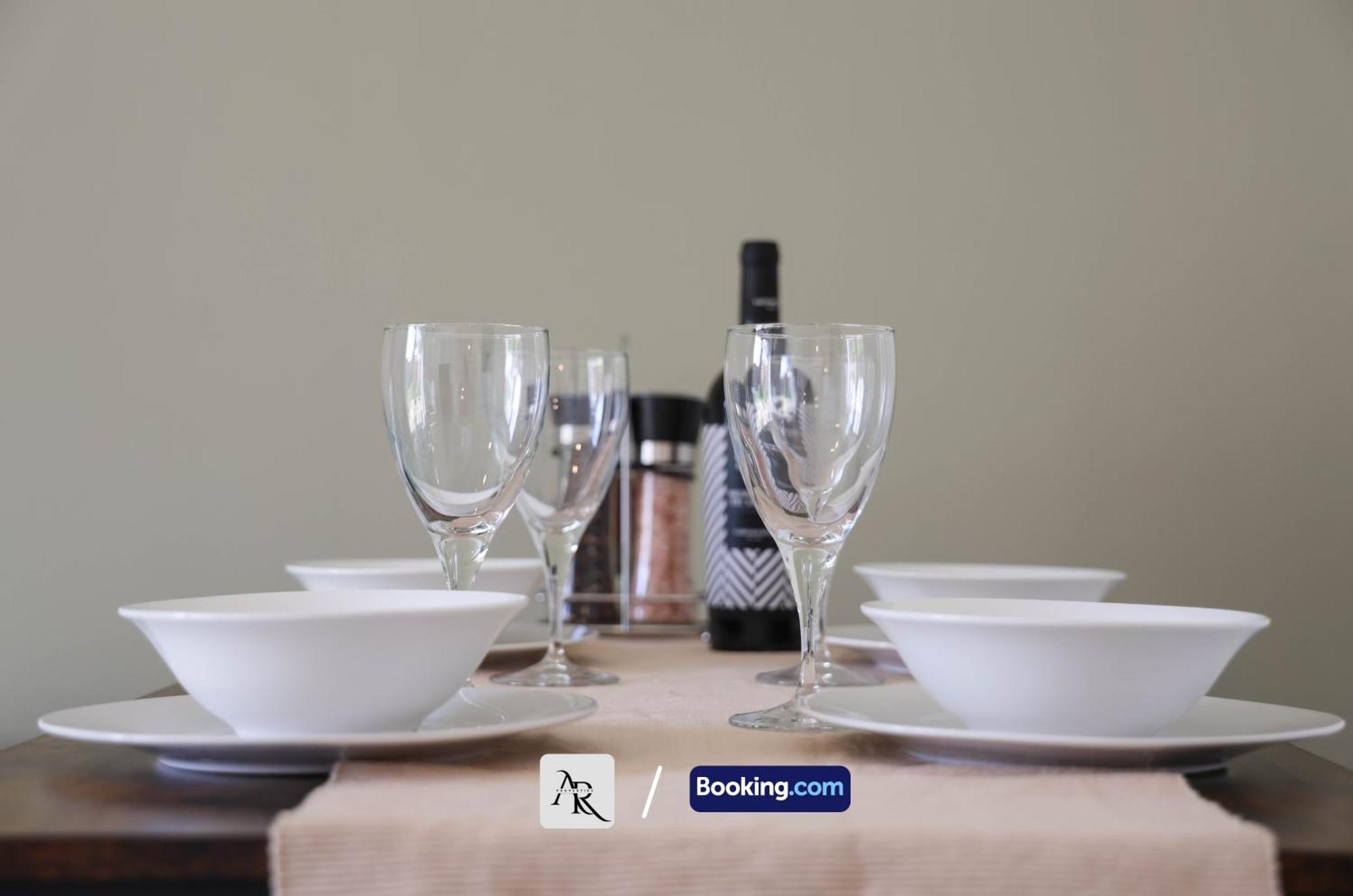 Cozy House By Ar Properties Short Lets & Serviced Accommodation Colchester Eksteriør bilde